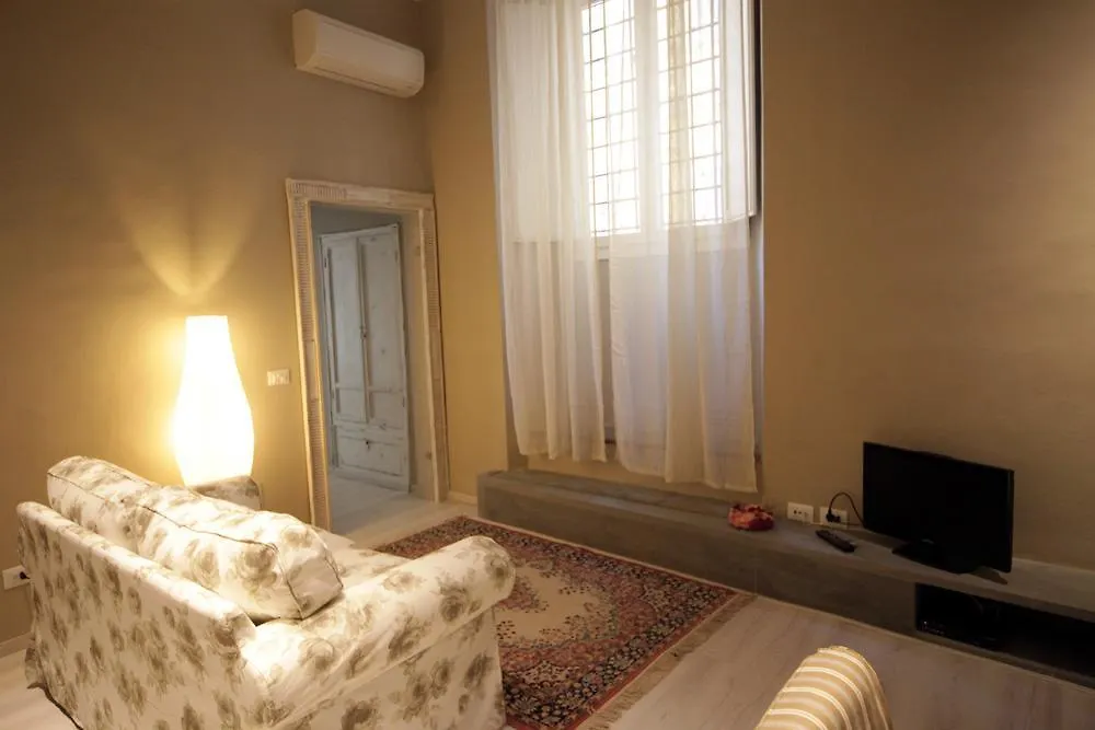 Palazzo Pergola Apartment Florence