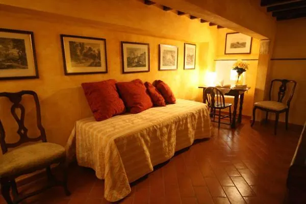 Palazzo Pergola Apartment Florence